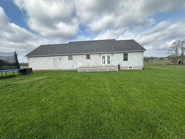 Building Photo - 5136 Long Grove Rd
