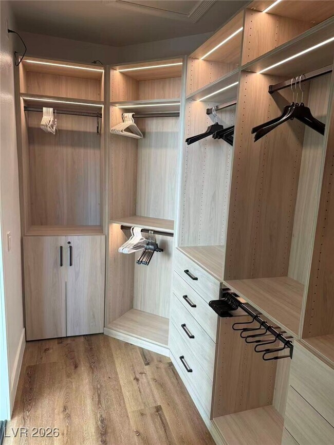 Building Photo - 605 Runbridge St