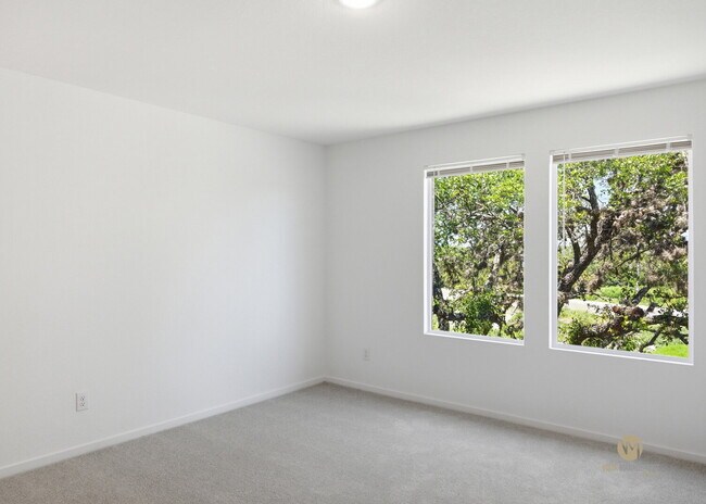 Building Photo - "Spacious 4-Bedroom Retreat with 2.5 Baths in Beautiful San Antonio!"