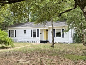 Building Photo - 217 Moreland Dr