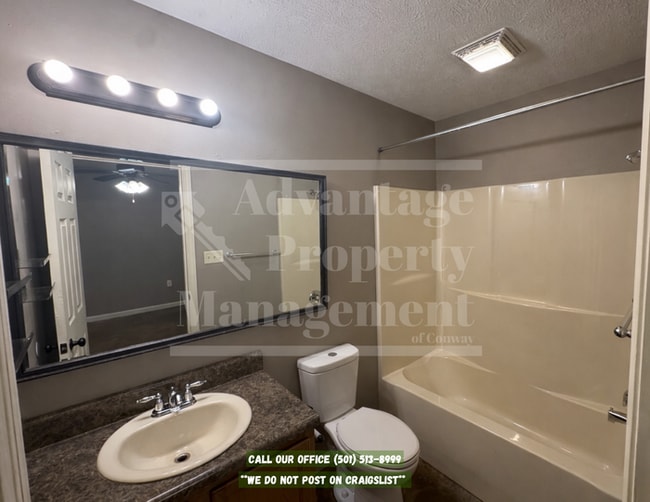 Building Photo - 1/2 Off Deposit Move-In Special!