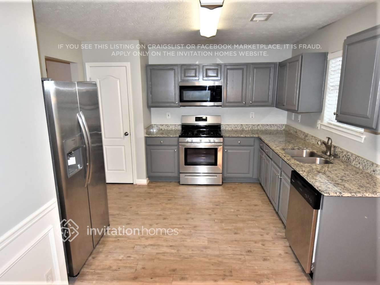 Building Photo - 225 Baltimore Ave