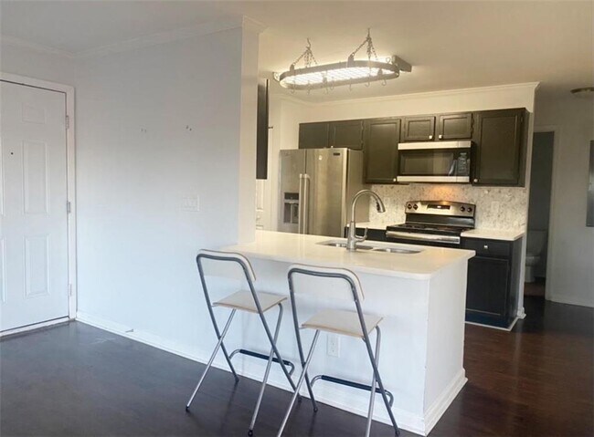 Building Photo - 1119 Sandy Ln Dr