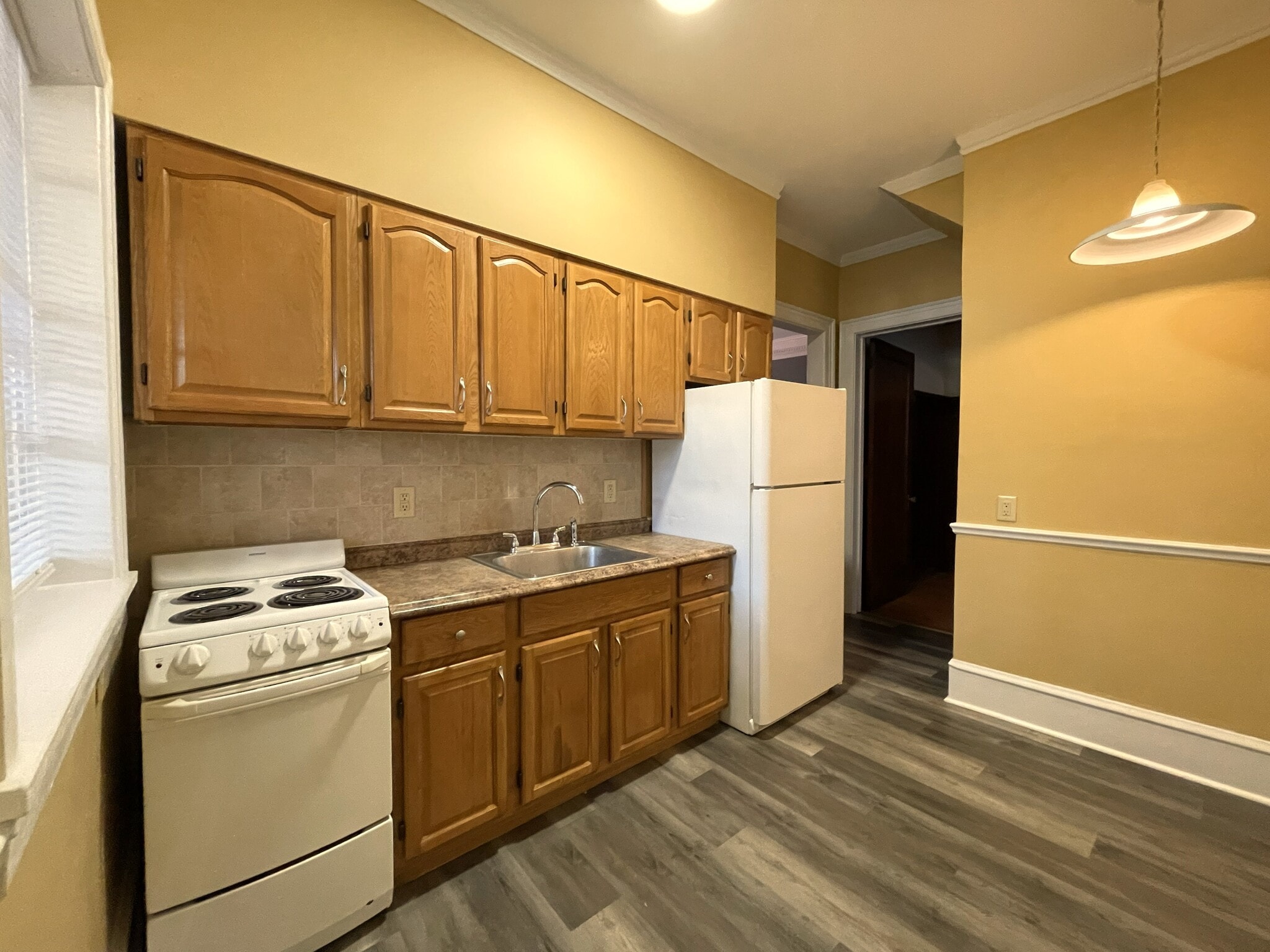 Kitchen - 524 W Church St