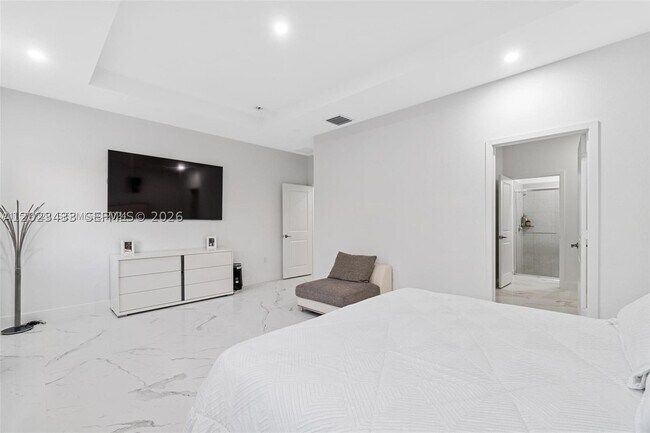 Building Photo - 13305 SW 190th Terrace