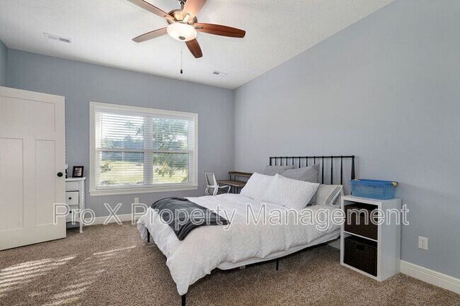 Building Photo - 6020 S McCann Ave