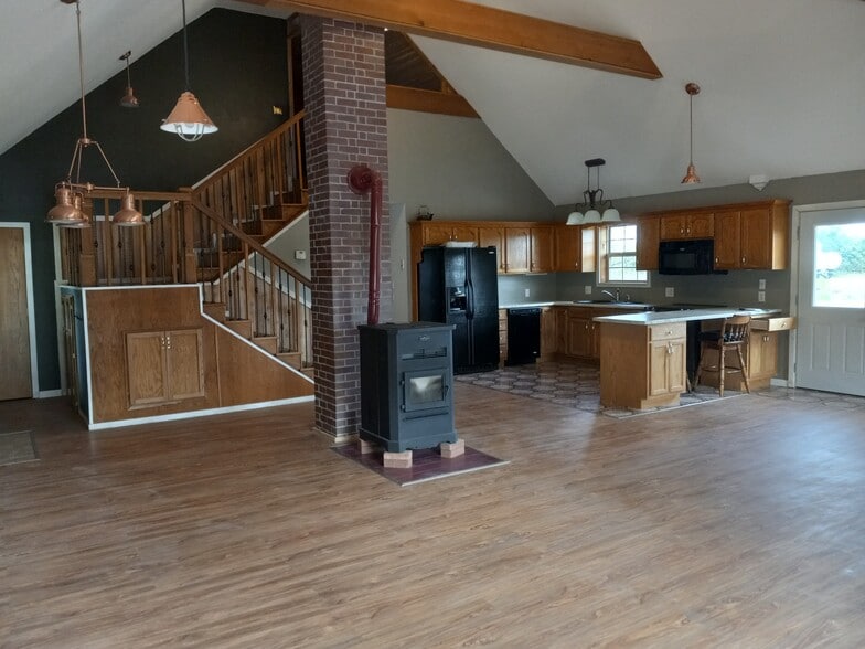 Building Photo - 5360 MO-125