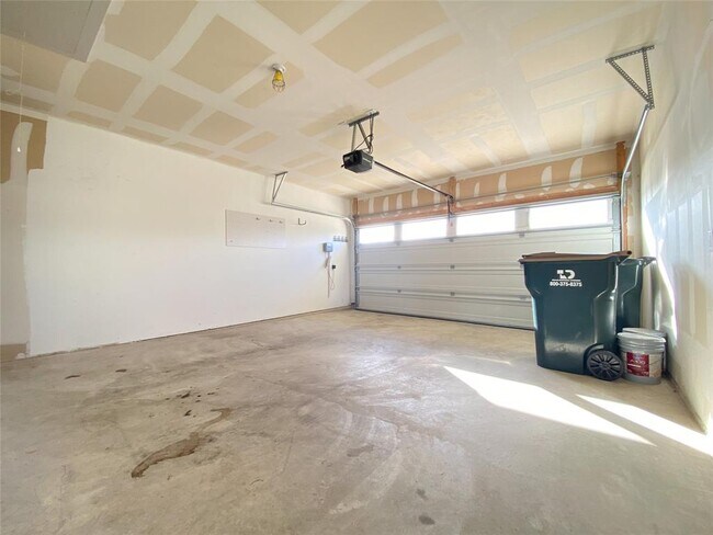 Building Photo - 5121 Vanner Path