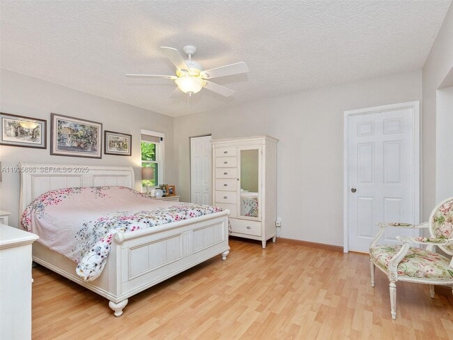 Building Photo - 20565 SW 80th Pl