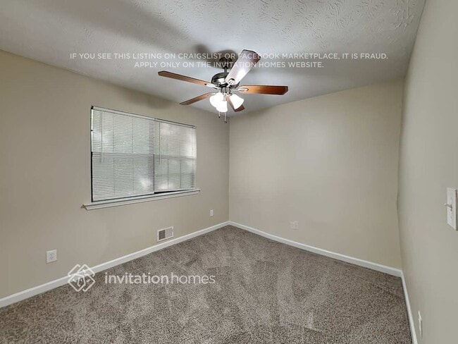 Building Photo - 40 Brook Valley Dr