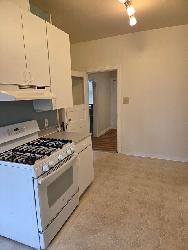 Building Photo - 2653-2655 NW 59th