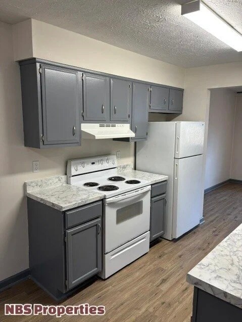 Building Photo - 9149 Cedarpark Ln