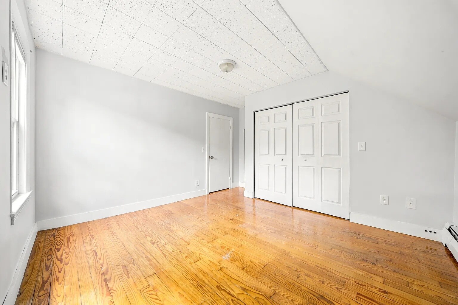 Building Photo - 722 Highland Ave
