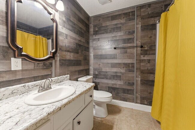 Building Photo - 4BR/2BA Piedmont Home with Flexible Layout + Detached Garage