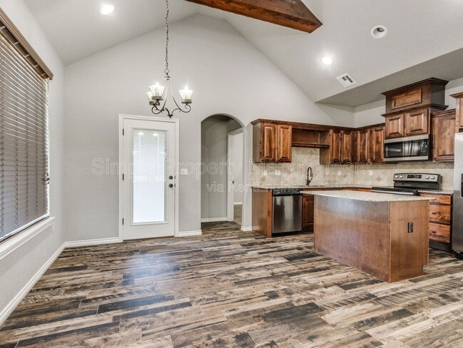 Building Photo - 20575 Pioneer Dr