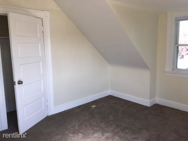 Building Photo - 3804 W Rogers Ave