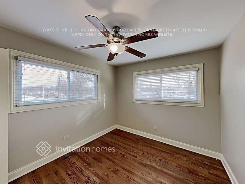 Building Photo - 2436 George St