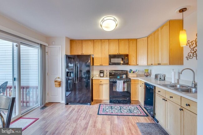 Building Photo - 118 Dunlap Dr