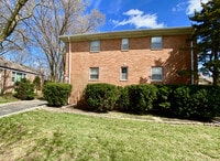 Building Photo - 317 S Plum Grove Rd