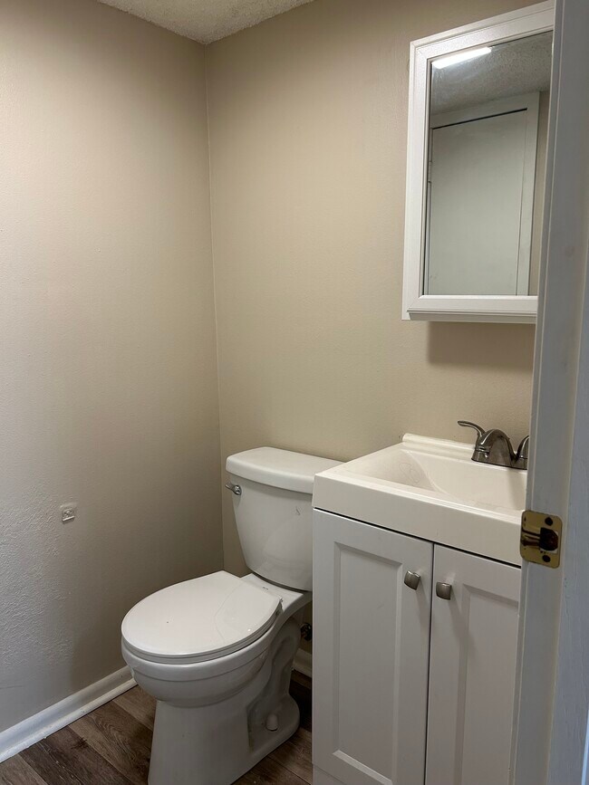 Downstairs Half Bath - 101 Wilbourn Blvd