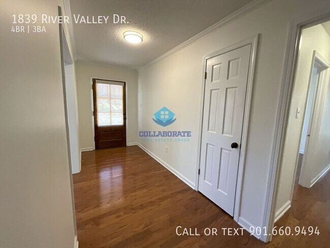 Building Photo - 1839 River Valley Dr