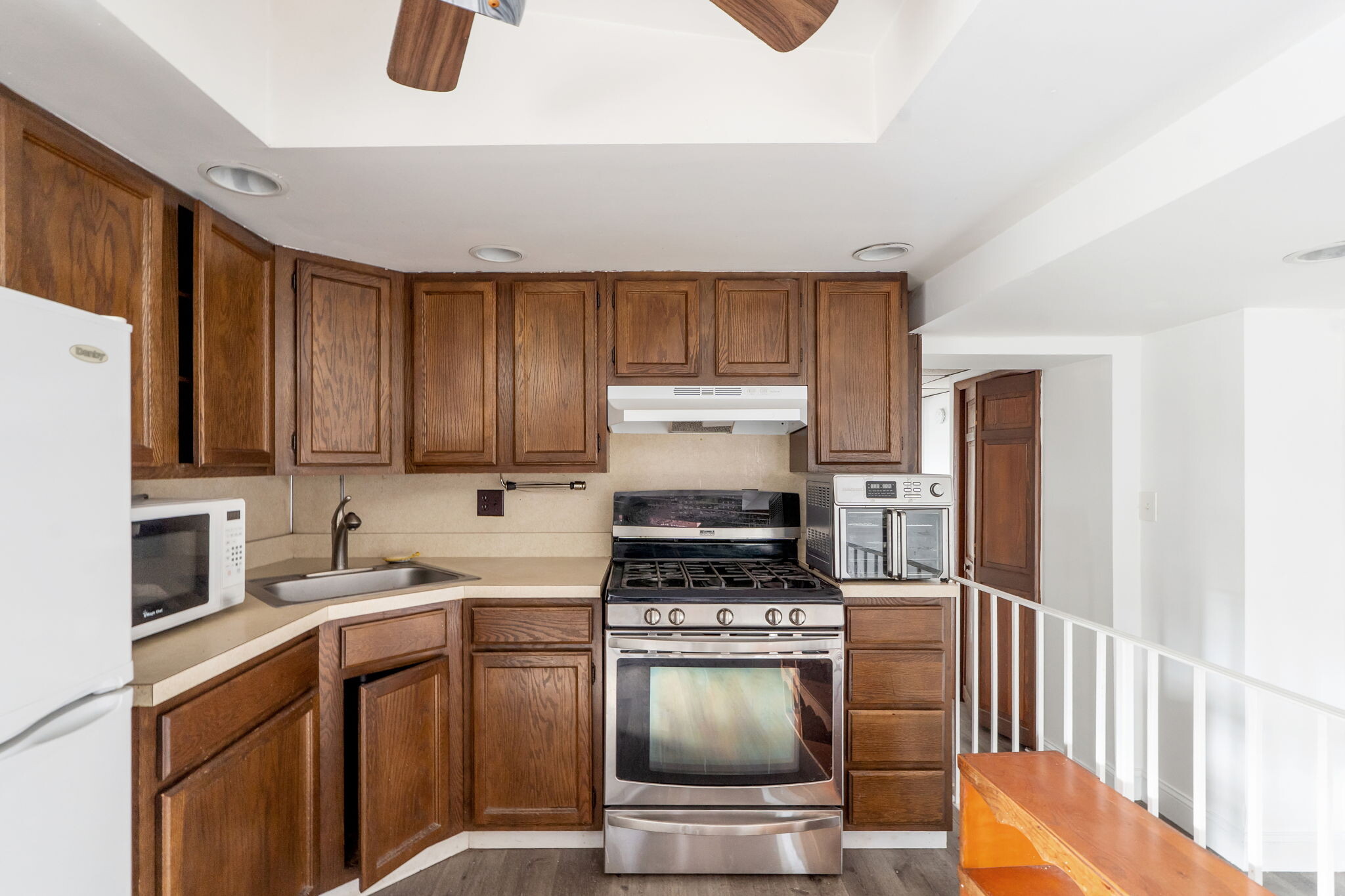 Building Photo - 2900 Almond St