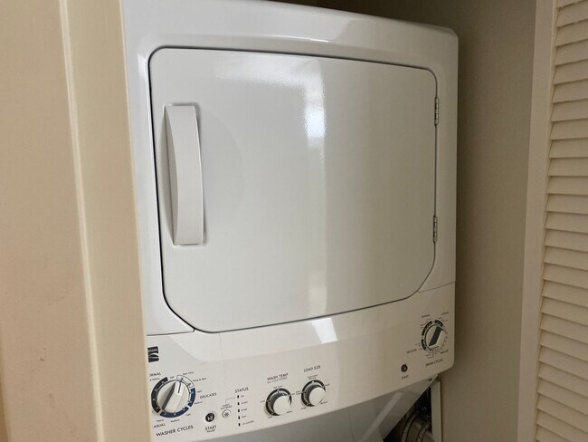 Building Photo - 801 South St