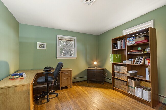 Building Photo - 71 Bemis Rd