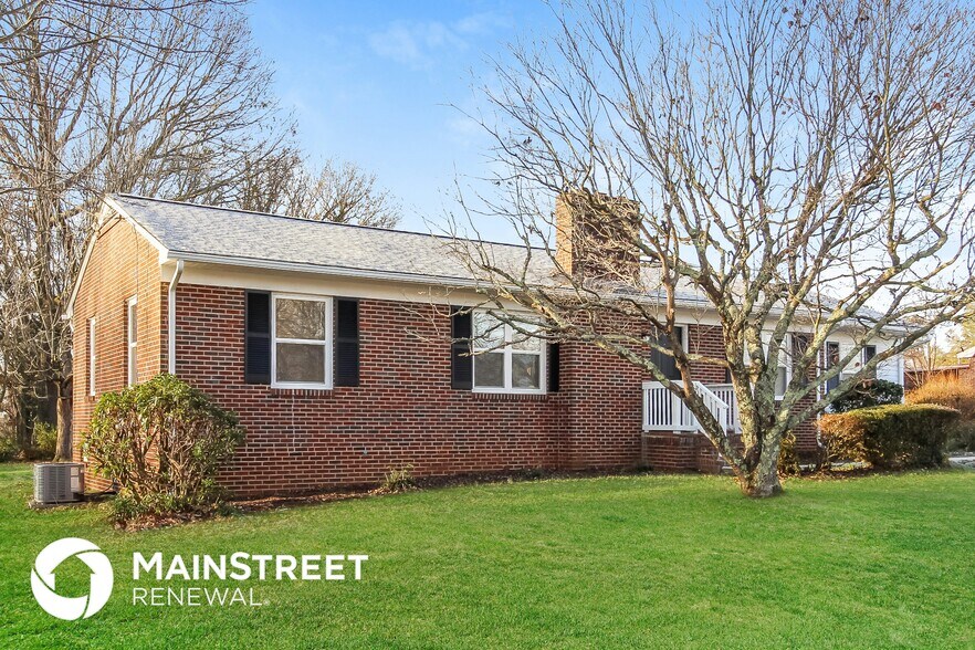 Building Photo - 936 Rock Spring Dr