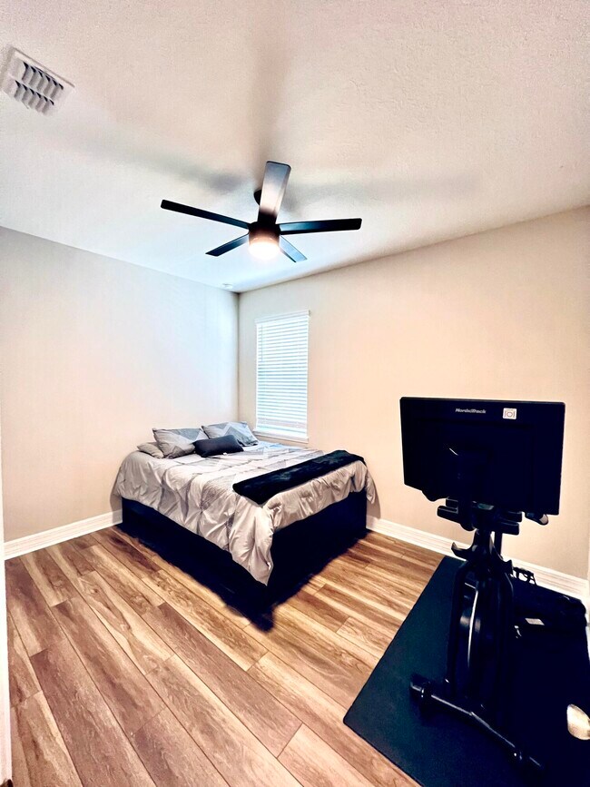 Building Photo - 1256 Potenza Dr