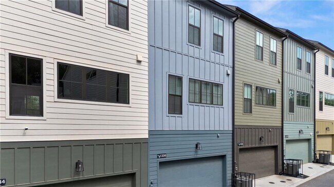 Building Photo - 1336 Breezy St SE
