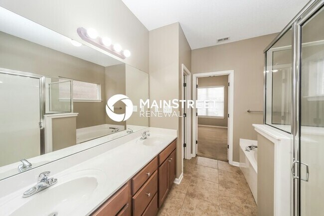 Building Photo - 3 Bedroom Pet-Friendly Home in CORDOVA, TN with Main Street Renewal