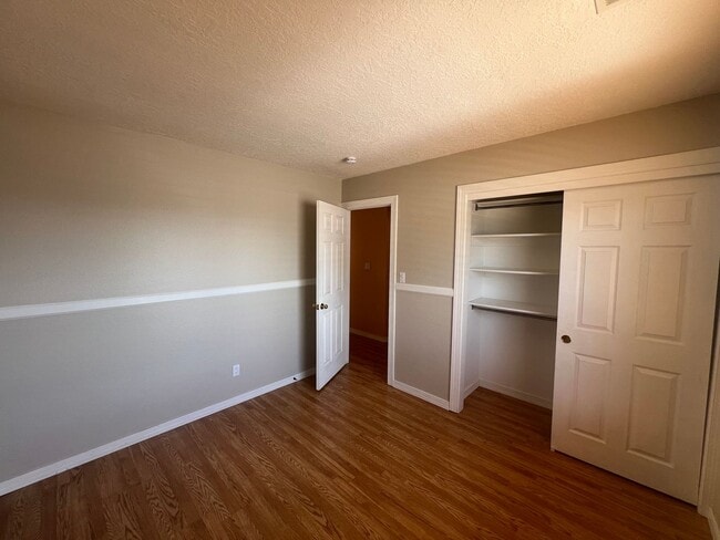 Building Photo - 3 Bedroom Home Available in Tanoan Near Ac...