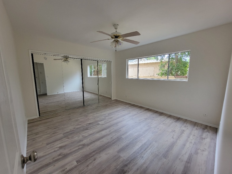 Building Photo - 13556 Wyandotte St