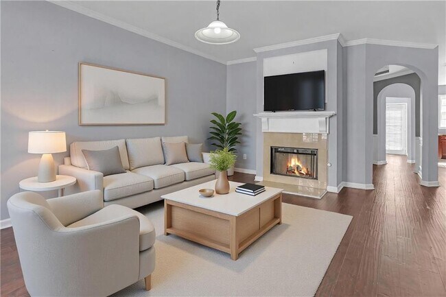 Building Photo - 2318 Longcourt Wy