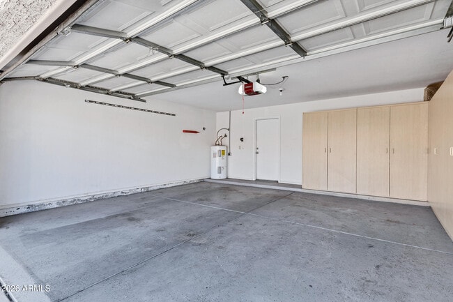 Building Photo - 4315 E Rocky Slope Dr