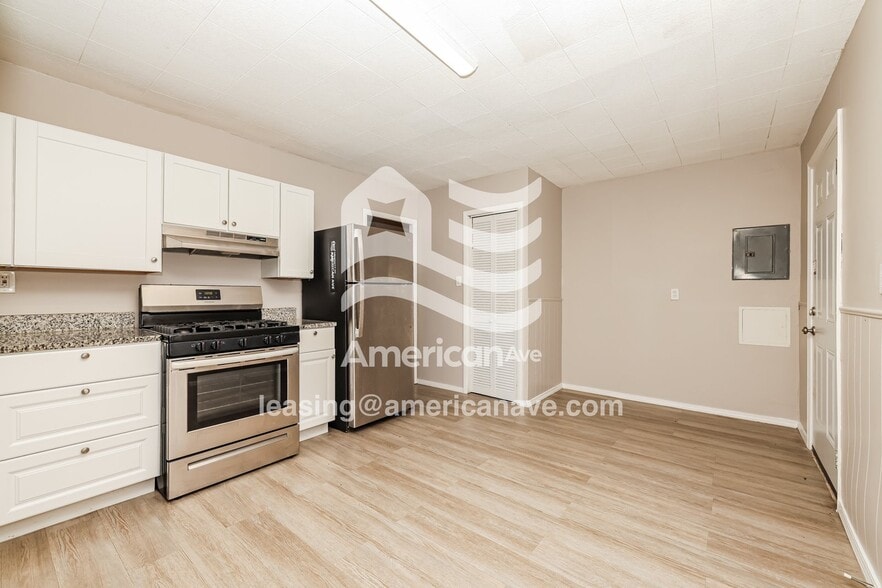 Building Photo - 1385 Guenther Rd