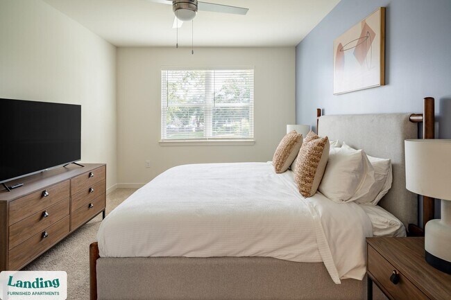 Building Photo - 6225 Mobile Hwy