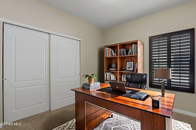 Building Photo - 2508 Eastern Sky St