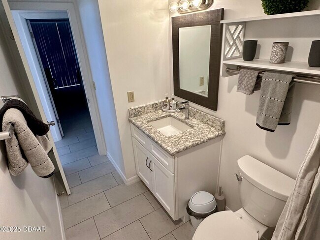 Building Photo - 2828 N Atlantic Ave