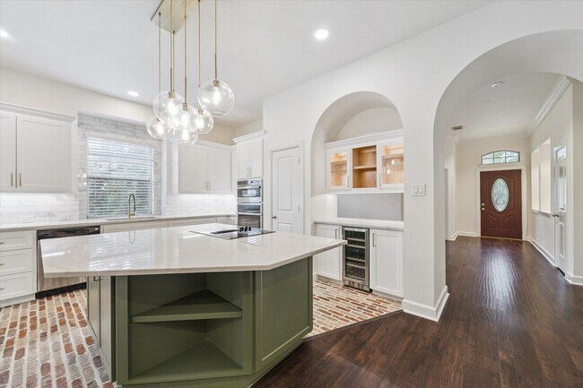 Building Photo - 11 Knotwood Ct