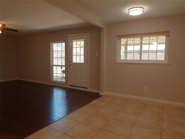 Building Photo - 6316 Pine St