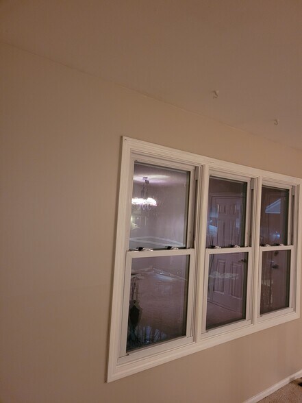 Primary Photo - 335 Glendale Ave