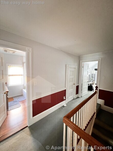 Building Photo - 47 Rogers Ave