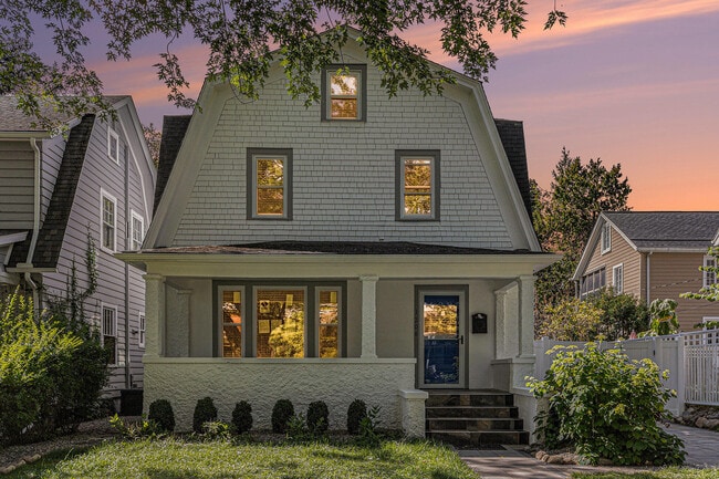 Building Photo - 1208 Olivia Ave