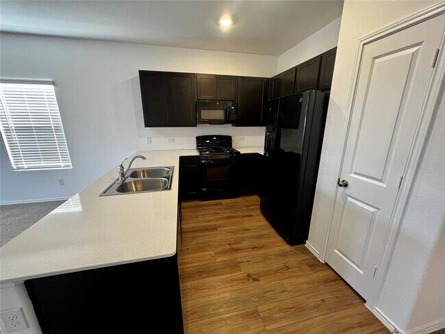 Building Photo - 2400 Fullmoon Dr