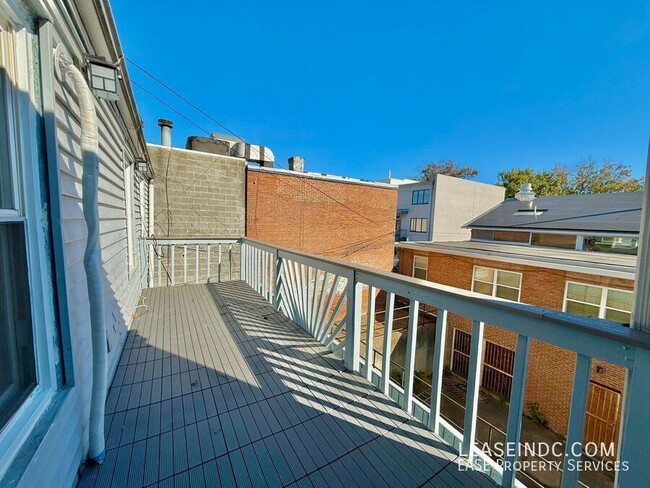 Building Photo - 513 N Street NW-
