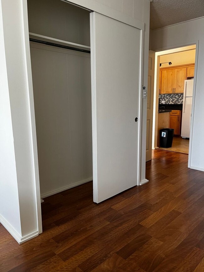 Building Photo - Spacious 3-Bedroom, 2-Bath Townhouse in Gr...