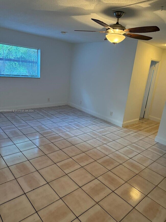 Building Photo - 9203 NW 38th Dr