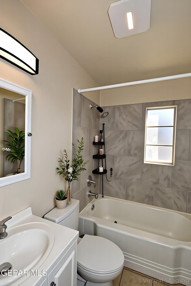 Building Photo - 256 Yale Ave